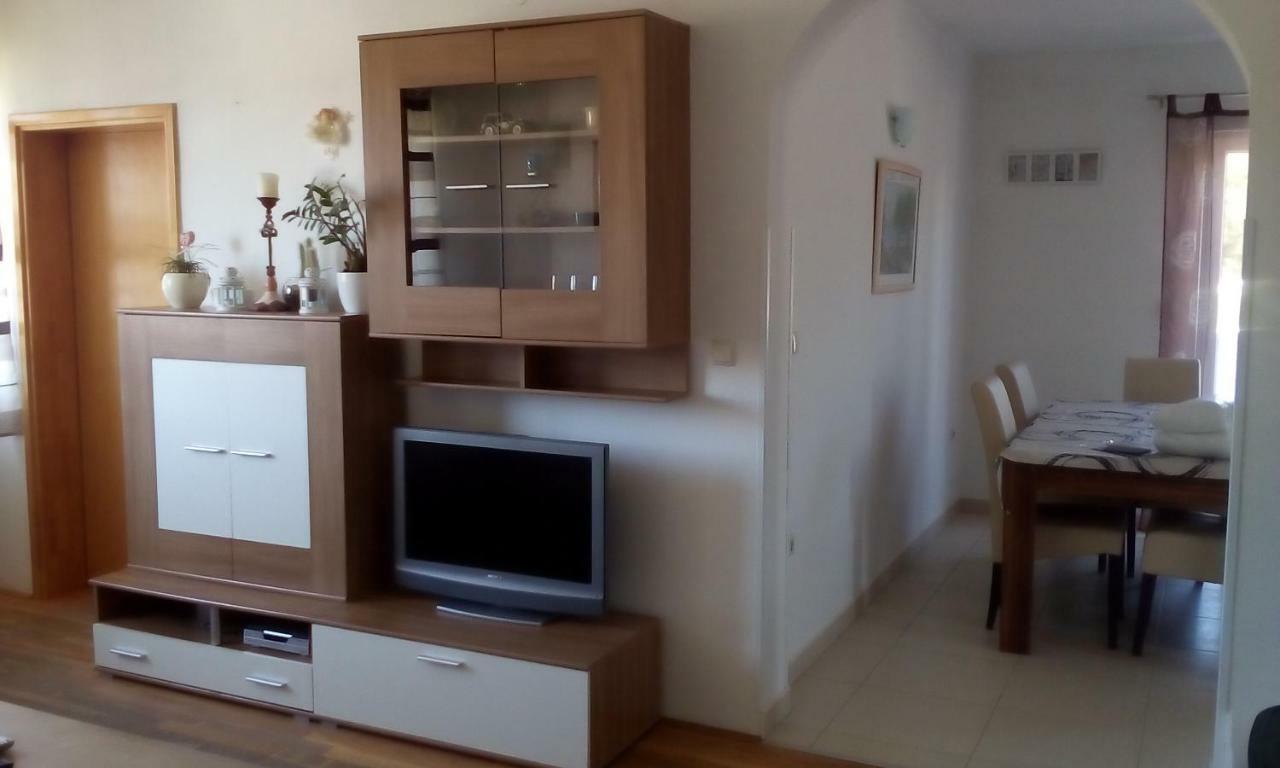 Apartmani Ana I Predrag ロパール エクステリア 写真